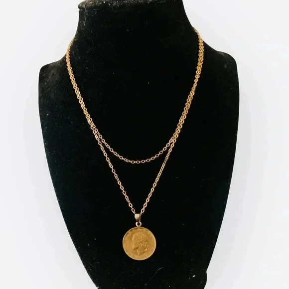 Genuine Vintage Italy coin pendant gold layered necklace - Picture 1 of 4